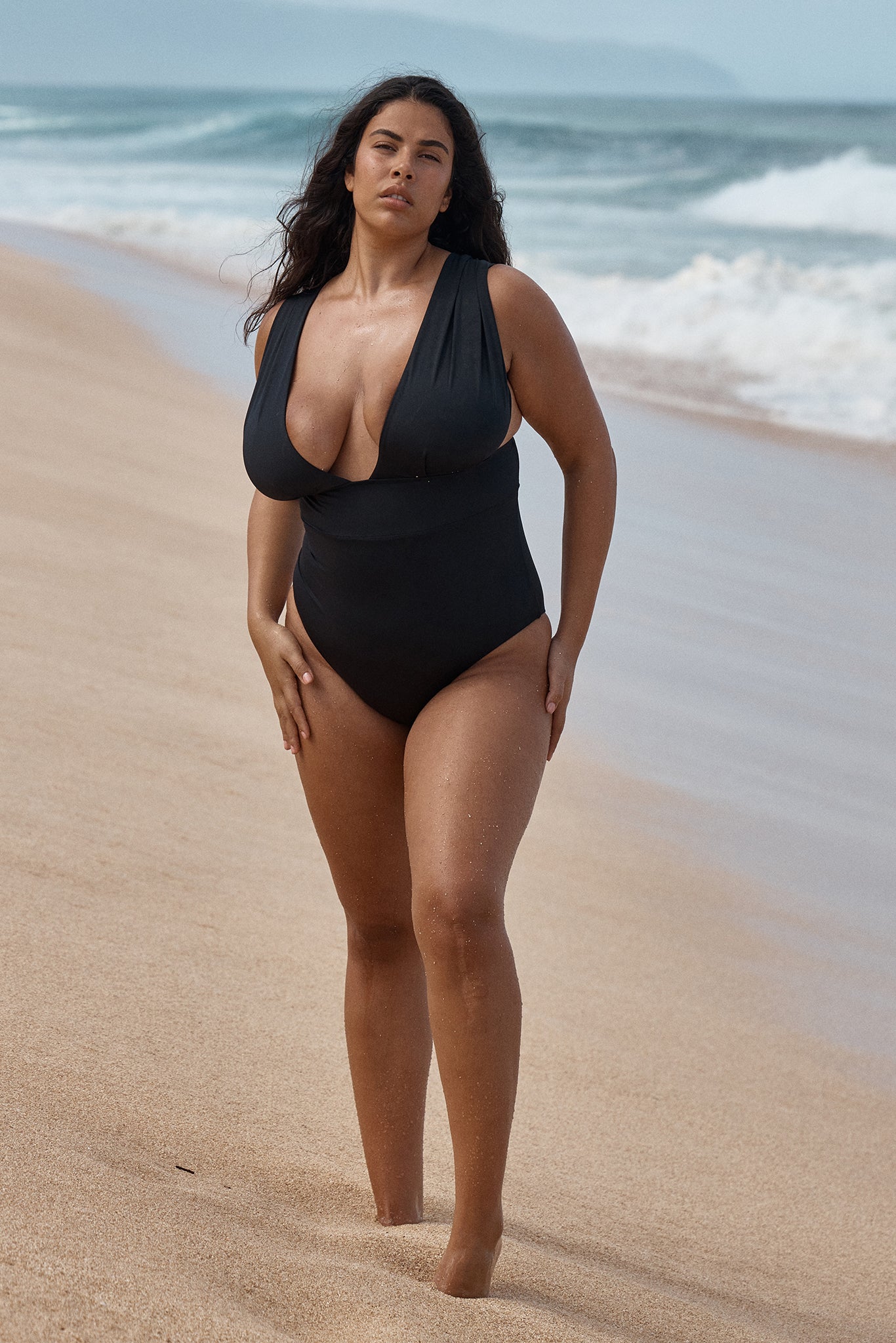 Aruba One Piece - Black - Image 2