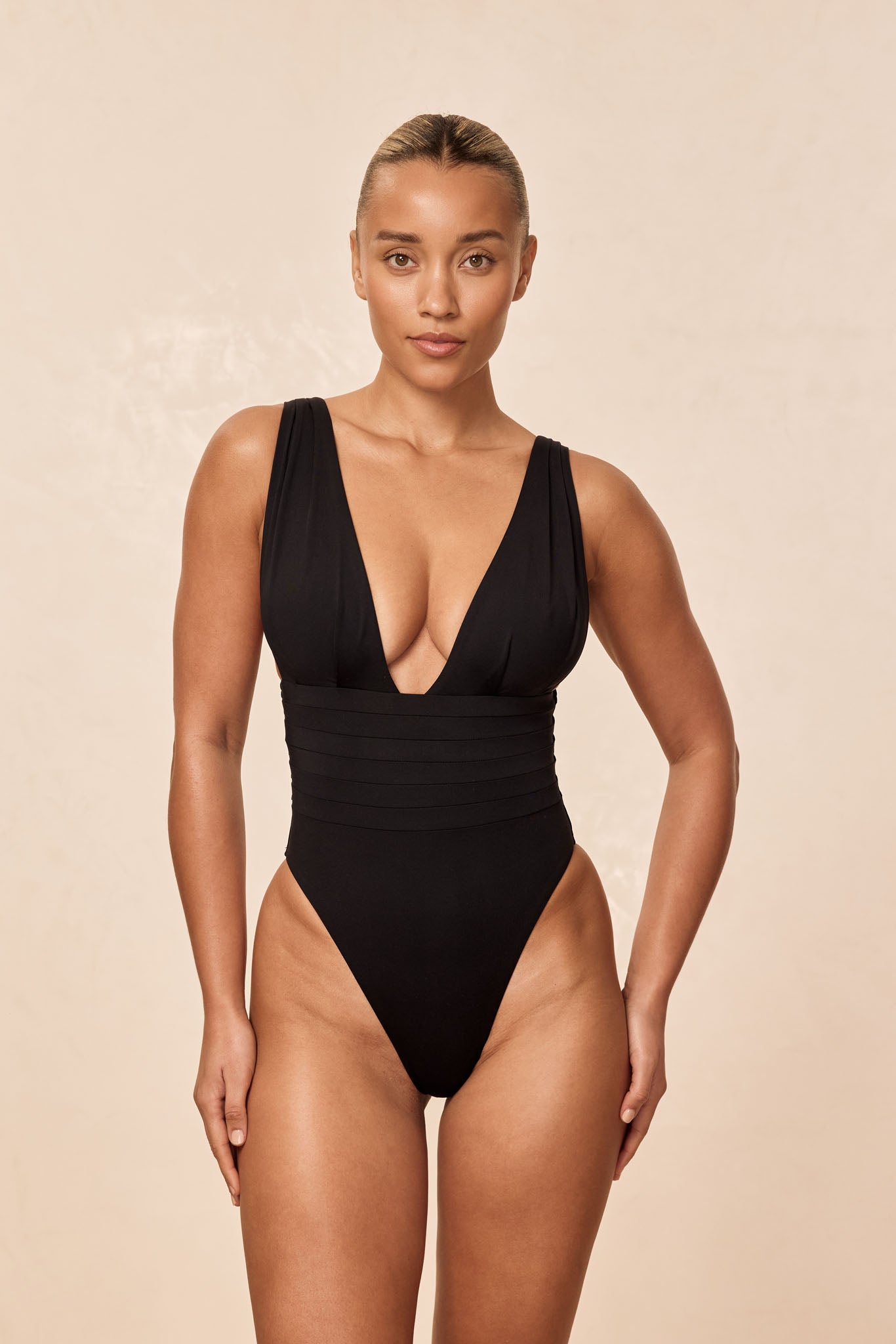 Florence One Piece - Black - Image 5