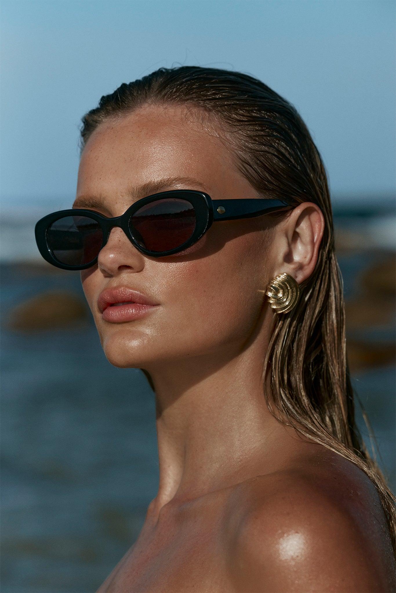 Es Vedrá Sunglasses - Black - Image 3